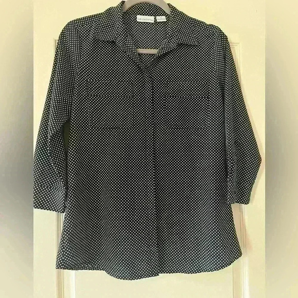 EUC Liz Claiborne Blouse Button Down, Polka Dot Women’s size small - Picture 1 of 9
